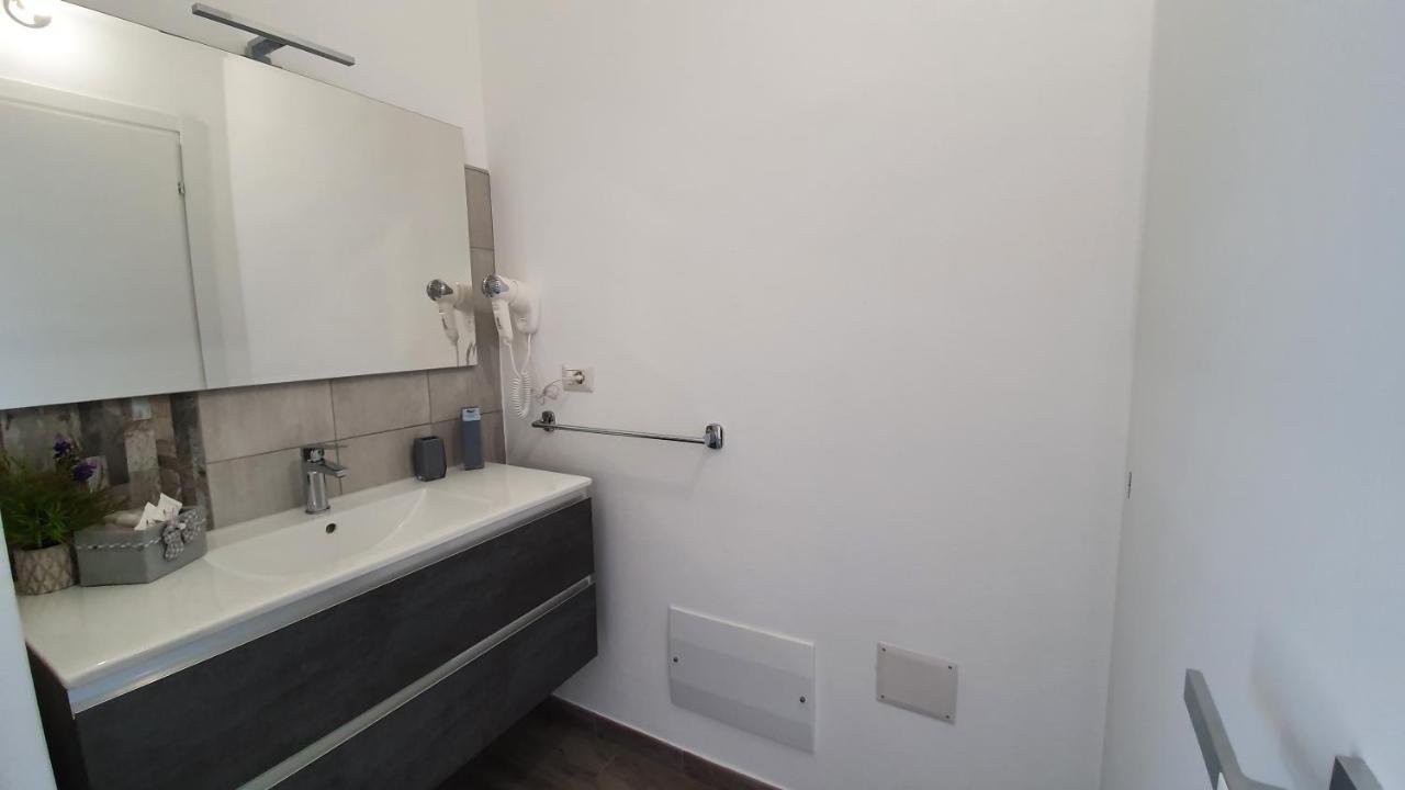 B&B Dea Madre Sarroch Ngoại thất bức ảnh